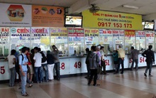 Vé xe Tết 'cháy' thật hay ảo?