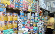 Yêu cầu 2 đại lý kinh doanh sữa điều chỉnh giá bán