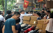 Gucci, Milano thanh lý: Ế lắm, váy 100 triệu không ai mua