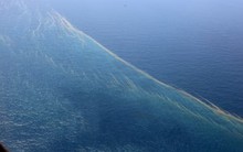 Malaysia nói vệt dầu loang không phải của máy bay mất tích