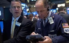 Wells Fargo: Chứng khoán Mỹ sẽ giảm thêm 10% 