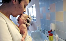 Ba Lan phục hưng: Thoát khỏi "bóng ma quá khứ"