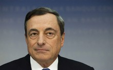 Phố Wall tiếp tục lập kỷ lục