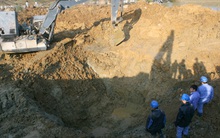 Vỡ đường ống nước sông Đà, 70.000 hộ dân mất nước 