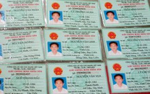 Làm giấy CMND giả để qua mặt Ngân hàng