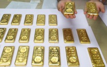 Vàng thế giới lún sâu, chọc thủng mốc 1.200 USD lần đầu tiên trong năm