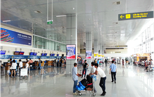 Phạt 7,5 triệu đồng vì hành hung nhân viên hàng không