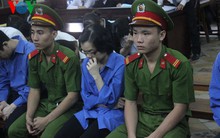 Trực tiếp sáng 17/12: Huyền Như làm giả nhiều loại giấy tờ để chiếm đoạt tài sản