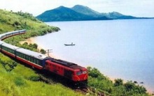 Thông tin hàng hóa nổi bật ngày 26/12: Giá cước hàng hóa và vé tàu cùng giảm