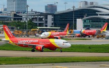 Vietjet phải hủy 2 chuyến bay do chim trời va vào tàu bay