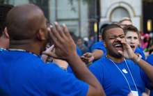 Apple 'thổi' doanh số iPhone thêm 3,5 triệu chiếc so với thực tế?