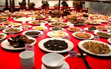 Trung Quốc cấm quan chức dùng vi cá mập, tổ yến trong bữa ăn