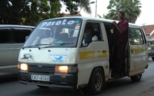 Người Việt định kiến?