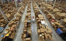[Inside Factory] Công xưởng trung chuyển hàng hóa lớn nhất thế giới của Amazon