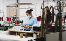 'Made in USA' nay rẻ hơn 'Made in China'