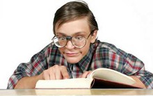 Giới trẻ Việt: Thích học lý thuyết và dành nhiều thời gian cho mạng xã hội