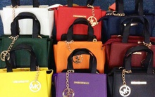 'Thiên đường' túi hàng hiệu 50 ngàn đồng ở Hà Nội