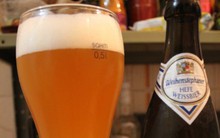 Những doanh nghiệp nghìn-năm-tuổi đang kiếm tiền ra sao?