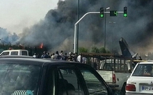 Rơi máy bay ở Iran, 48 người chết