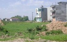 Hà Nội: Đất xen kẹt "làm cao", hét giá vượt chung cư 