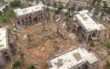 Công viên thành tổ hợp ăn uống: Đình chỉ và thanh tra toàn diện