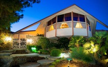 Ngắm khu nhà nghỉ trăng mật trị giá 9,5 triệu USD của Elvis Presley