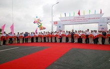 Thông xe cầu dài nhất vượt sông Hồng 