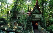 Những căn nhà gỗ giữa rừng đáng mơ ước