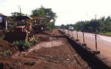 Chi tiền tỉ để có dự án?