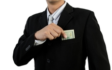 Lỗ lũy kế hàng trăm tỷ, có cách nào chia cổ tức?