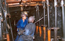 Sợ động chạm, Vinacomin 'câu giờ' cổ phần hóa