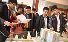Lãi suất thấp, giới đầu tư địa ốc “xuống tiền”?