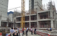 Bất chấp tháng Ngâu, bất động sản vẫn rầm rộ tung hàng