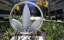 Soros rút toàn bộ tiền khỏi quỹ đầu tư chống lại đế chế Herbalife