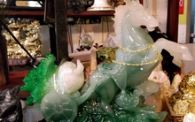 Đồ phong thủy ngựa sốt trước Tết