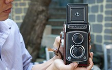 Đi mua máy ảnh, radio... gần 60 'tuổi' ở Sài Gòn