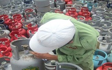 Không giấy phép vẫn chiết nạp gas?