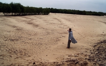 Dân ở khu mỏ sắt lớn nhất nước "tiến thoái lưỡng nan" 