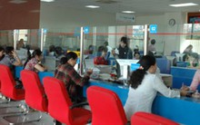 “Nóng” ngày làm việc cuối năm tại các ngân hàng