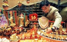Dự kiến một năm khởi sắc của vàng
