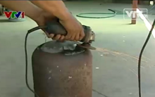 Nở rộ tình trạng hoán cải bình gas tại TP.HCM