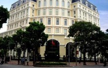 Nghịch lý càng siết, đầu tư công càng tăng 