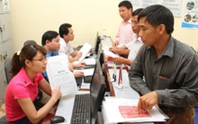 Chi trả lương hưu qua Bưu điện “vướng” 2 thành phố lớn