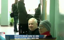 Chính quyền Ukraine ngừng trả lương cho nhân viên nhà nước ở miền Đông 