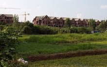 Gần 300 dự án BĐS tạm dừng do “đói vốn"