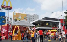 McDonald’s vào Việt Nam: Ai mừng, ai đắn đo?