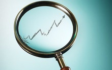 Giải mã 2 cổ phiếu tăng giá "chóng mặt"