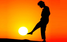 Dấu ấn phiên kỷ lục: 3 năm thua lỗ, cổ phiếu vẫn có cơ hội tăng trần