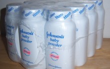 Johnson & Johnson tẩm hoá chất vào phấn rôm cho trẻ em