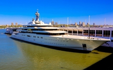 Ngắm siêu du thuyền 1 tỷ USD của ông chủ đội bóng Chelsea